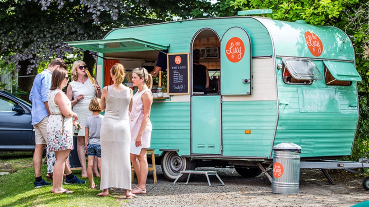 Catering op wieltjes: de 5 leukste soorten foodtrucks voor je lente- of communiefeest